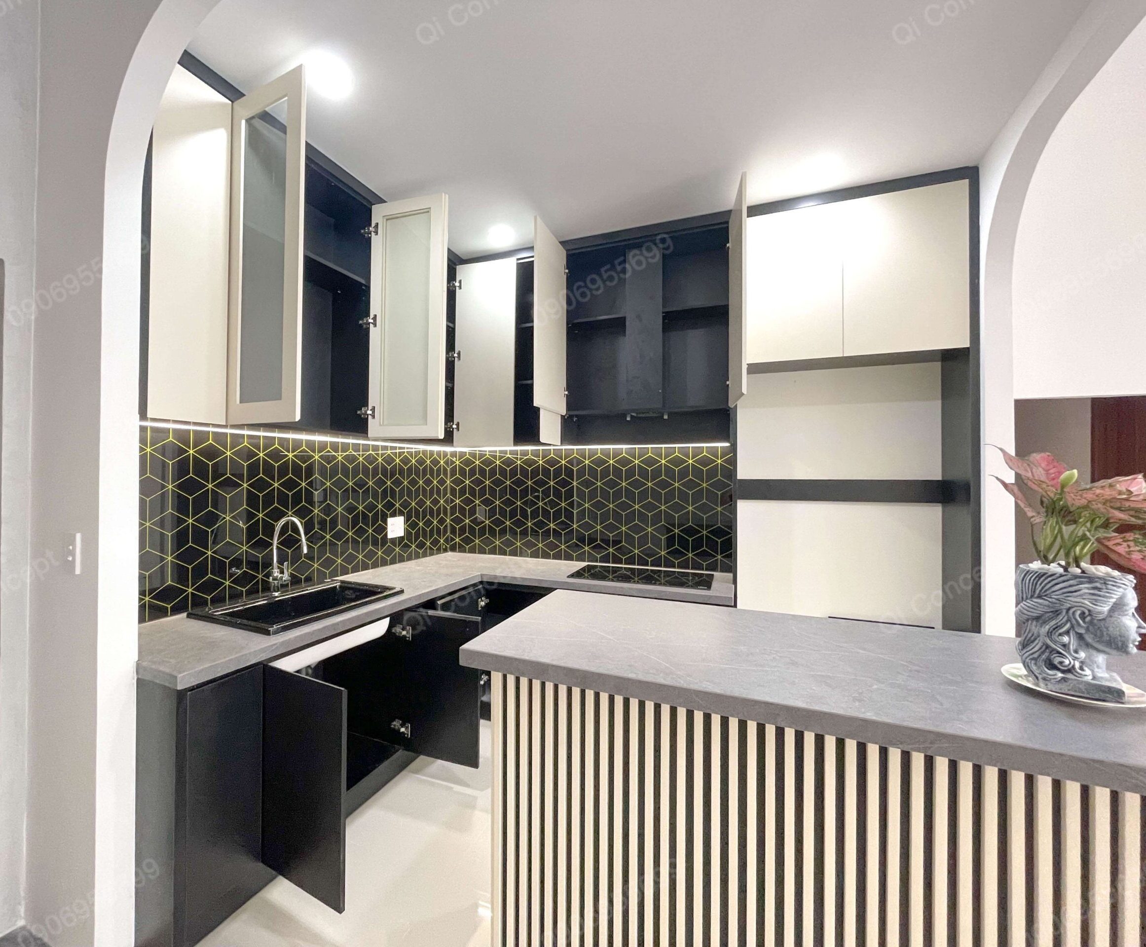 Chi tiết hoàn thiện khu vực bếp thực tế.