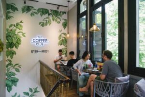 Bỏ Túi Ngay Tips Thiết Kế Quán Cafe Đẹp & Thu Hút Khách 2025
