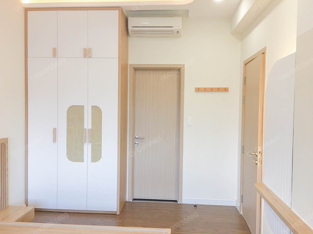 Các vật liệu trong phòng ngủ hầu như đến từ thiên nhiên là gỗ và mây