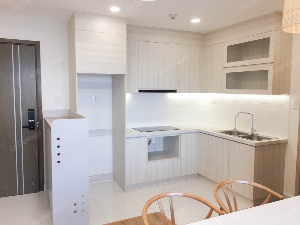 Dãy bếp chữ L được điều chỉnh từ bếp chữ I cho tiện dụng hơn