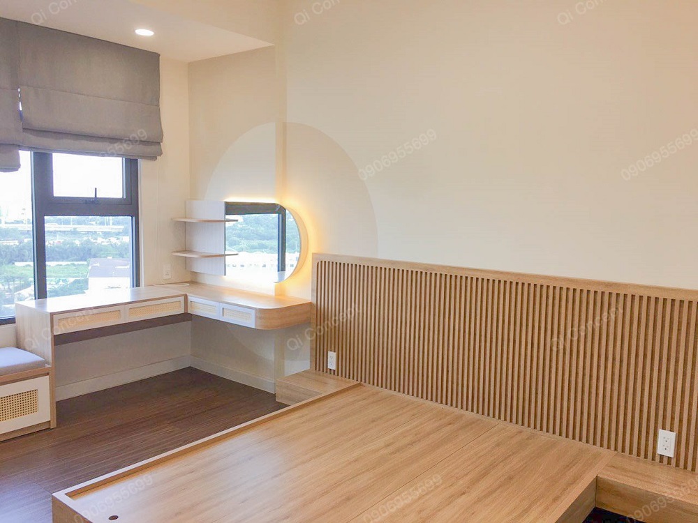 Phòng ngủ đẹp được tích hợp khu vực làm việc chuyên nghiệp