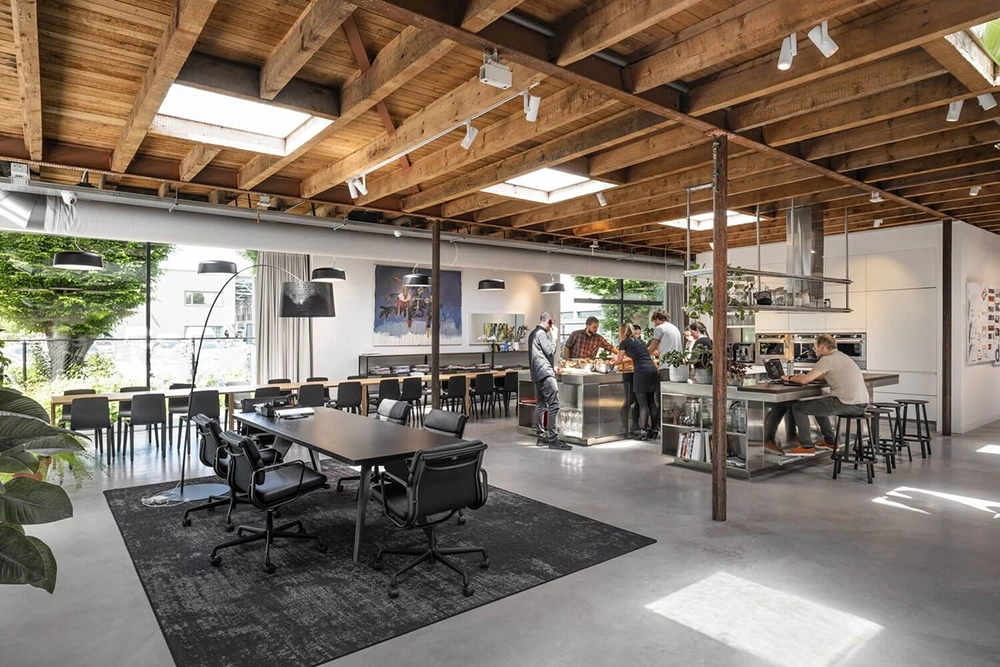 Diện tích và mặt bằng