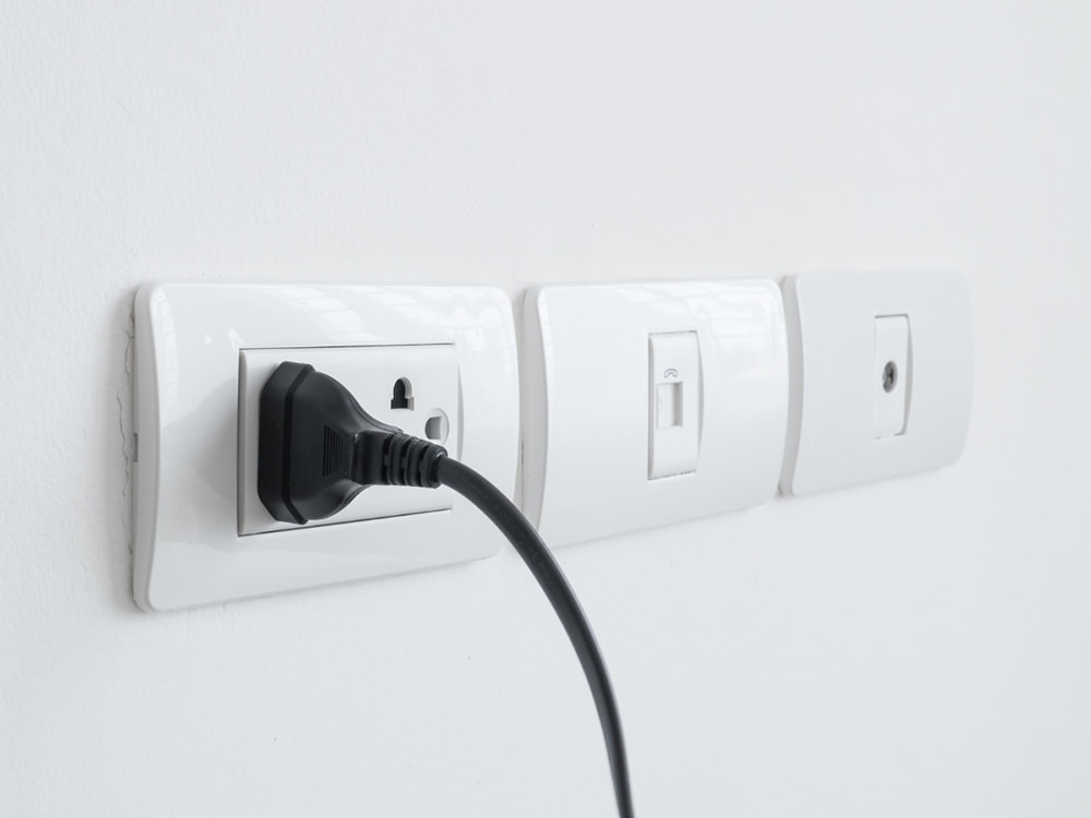 Ổ cắm lỏng, gắn không chắc tường